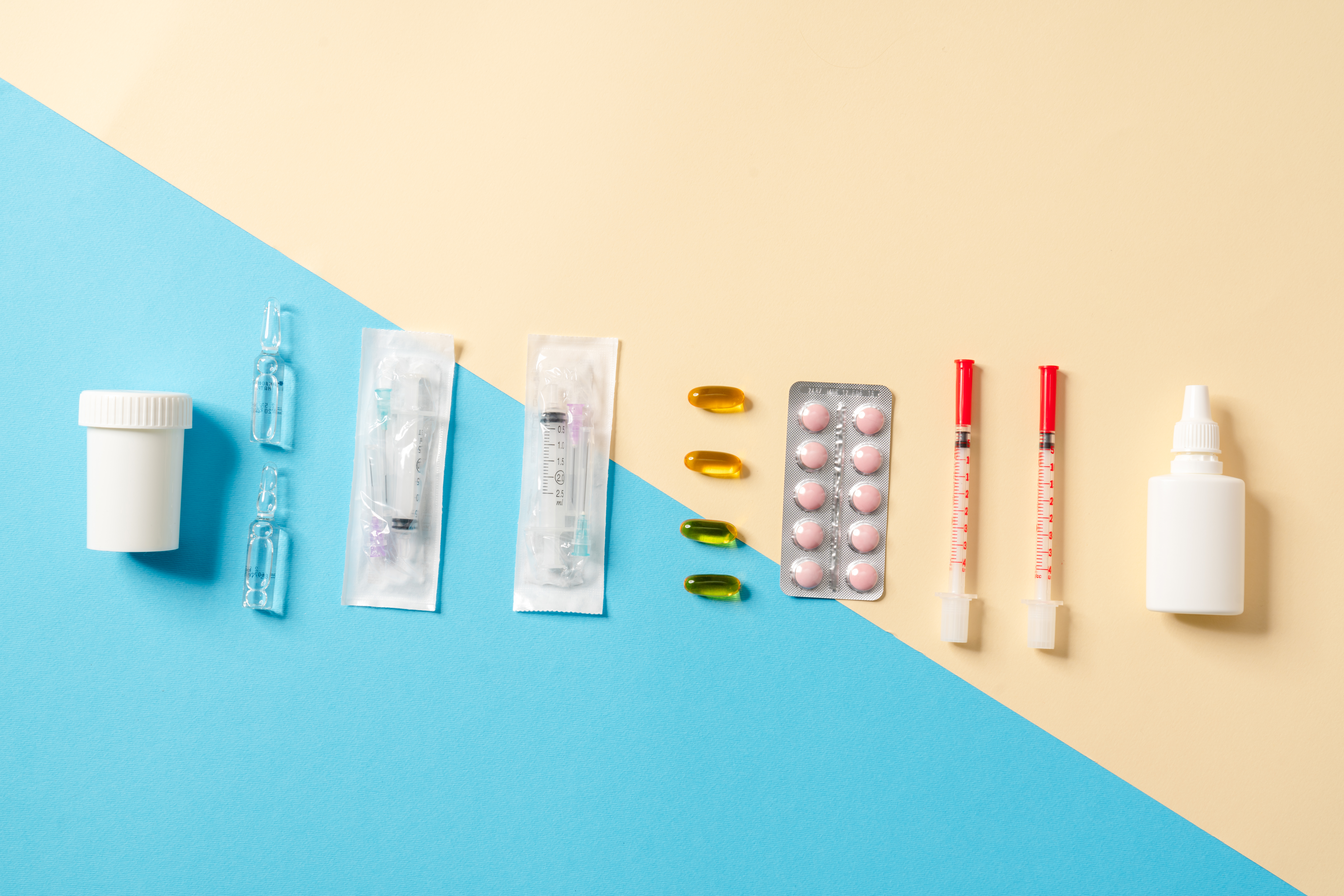 Pillen, Medikamente, Supplemente und spritzen